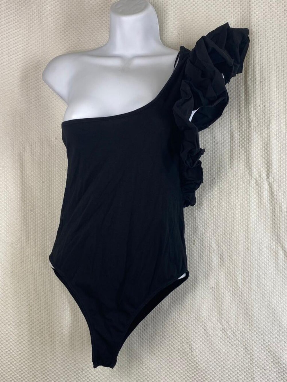 ZARA Black Asymmetric Ruffle One Shoulder Bodysuit Size M